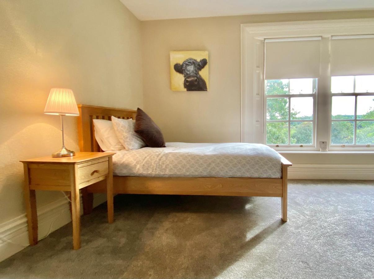 Bailey'S Court, Guest Accommodation Portadown Bagian luar foto
